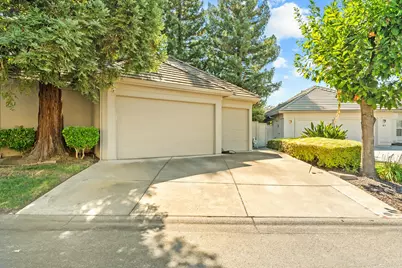 11 Lake Harbor Court, Sacramento, CA 95831 - Photo 13