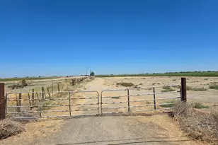 10746 S Mercey Springs Rd, Los Banos, CA 93635 - Photo 3