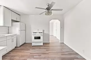 6232 Ventura St, Sacramento, CA 95822 - Photo 9