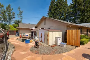 125 Ofria Dr, Folsom, CA 95630 - Photo 27