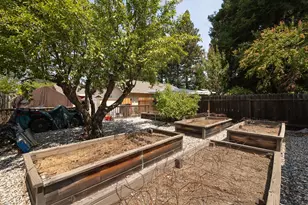 125 Ofria Dr, Folsom, CA 95630 - Photo 25