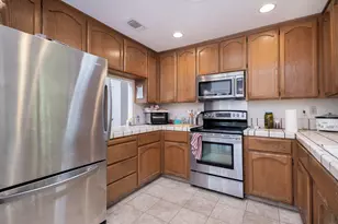 125 Ofria Dr, Folsom, CA 95630 - Photo 11