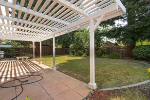 125 Ofria Dr, Folsom, CA 95630 - Photo 23