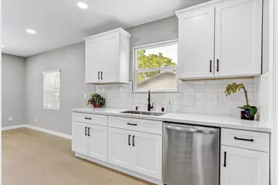 2820 26th Avenue, Sacramento, CA 95820 - Photo 11