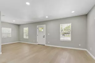2820 26th Ave, Sacramento, CA 95820 - Photo 3