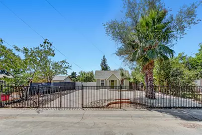 2820 26th Avenue, Sacramento, CA 95820 - Photo 35