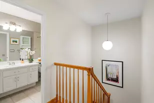 1063 Commons Dr, Sacramento, CA 95825 - Photo 17