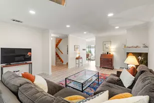 1063 Commons Dr, Sacramento, CA 95825 - Photo 3