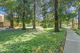 1063 Commons Dr, Sacramento, CA 95825 - Photo 53