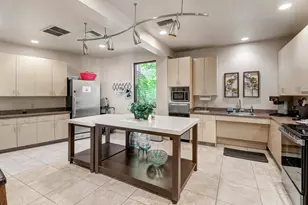 1063 Commons Dr, Sacramento, CA 95825 - Photo 45
