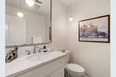 1063 Commons Drive, Sacramento, CA 95825 - Photo 17