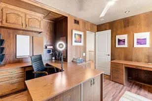 1063 Commons Dr, Sacramento, CA 95825 - Photo 25