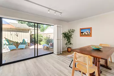 1063 Commons Drive, Sacramento, CA 95825 - Photo 15