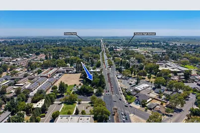 800 N Olive Avenue, Turlock, CA 95380 - Photo 19