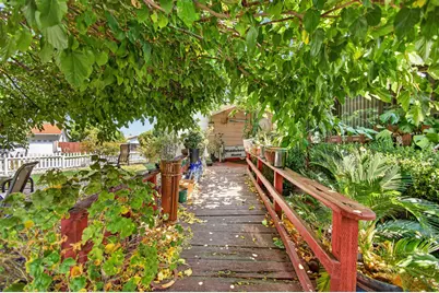 2044 Middleberry Road, Sacramento, CA 95815 - Photo 7