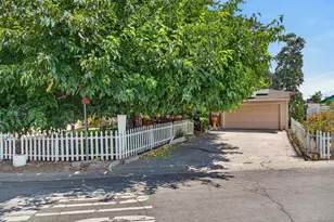 2044 Middleberry Rd, Sacramento, CA 95815 - Photo 1