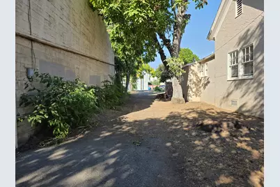 537 Yolo Street, Yuba City, CA 95991 - Photo 25