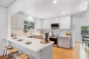 679 55th St, Sacramento, CA 95819 - Photo 17