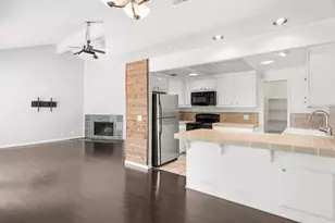 7945 La Riviera Dr, Sacramento, CA 95826 - Photo 5