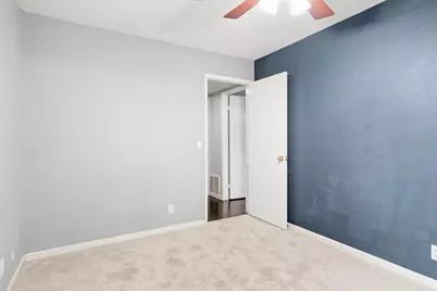 7945 La Riviera Dr, Sacramento, CA 95826 - Photo 21