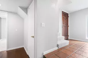 7945 La Riviera Dr, Sacramento, CA 95826 - Photo 13