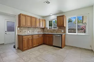 1420 W Walnut St, Stockton, CA 95203 - Photo 13