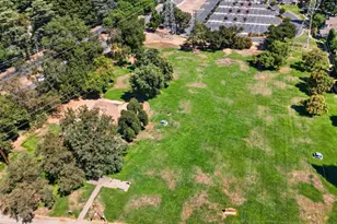 1920 University Park Dr, Sacramento, CA 95825 - Photo 41