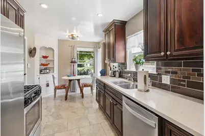 5032 T Street, Sacramento, CA 95819 - Photo 15