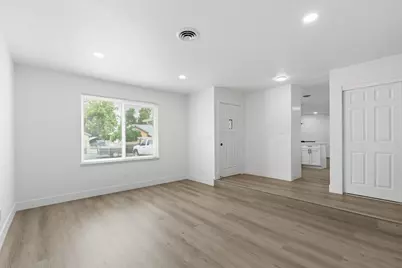 138 Delhi Avenue, Stockton, CA 95206 - Photo 5