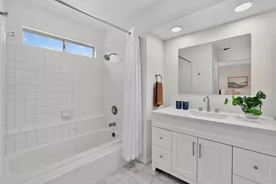 6111 Laguna Vale Way, Elk Grove, CA 95758 - Photo 17