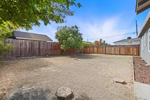 508 Clara St, Oakland, CA 94603 - Photo 27