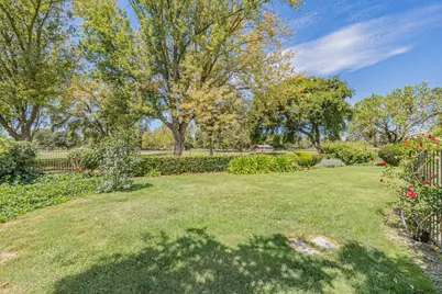 27298 E El Macero, El Macero, CA 95618 - Photo 35