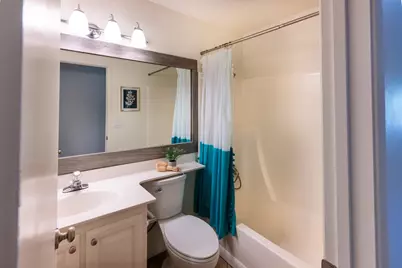 8025 Larwin Drive, Citrus Heights, CA 95610 - Photo 27