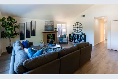8025 Larwin Drive, Citrus Heights, CA 95610 - Photo 5
