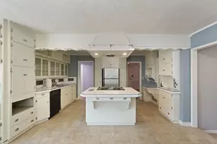 3805 Bonnie Ln, Stockton, CA 95204 - Photo 13