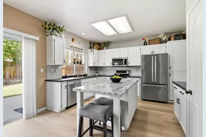 4208 Marabella Court, Salida, CA 95368 - Photo 9