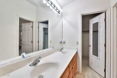 5005 Cumbrae Isle Way, Antelope, CA 95843 - Photo 29