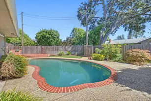 1294 Noonan Dr, Sacramento, CA 95822 - Photo 43