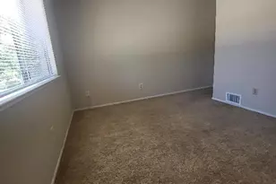 4702 Greenholme Dr, Sacramento, CA 95842 - Photo 23