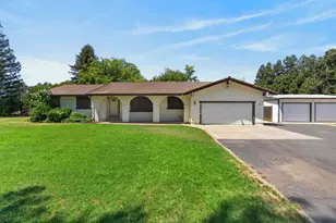 8736 Mackey Rd, Elk Grove, CA 95624 - Photo 5