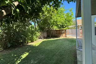 150 Aruba Cir, Sacramento, CA 95823 - Photo 5