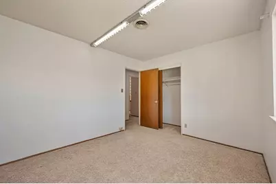 9700 Parktree Way, Elk Grove, CA 95624 - Photo 27