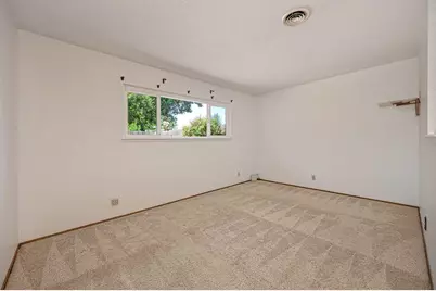 9700 Parktree Way, Elk Grove, CA 95624 - Photo 35