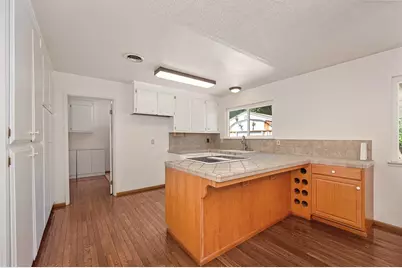 9700 Parktree Way, Elk Grove, CA 95624 - Photo 17