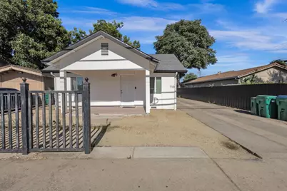 710 S Stockton Street, Lodi, CA 95240 - Photo 3