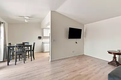 475 Peerless Way #6, Tracy, CA 95376 - Photo 5
