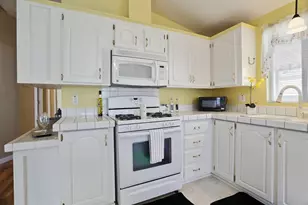 Pestana, Manteca, CA 95336 - Photo 17