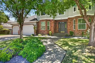715 Lake Front Dr, Sacramento, CA 95831 - Photo 1