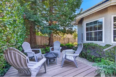 715 Lake Front Drive, Sacramento, CA 95831 - Photo 73