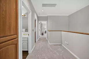715 Lake Front Dr, Sacramento, CA 95831 - Photo 37